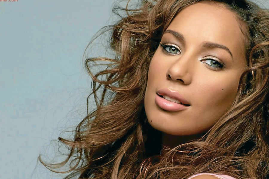 Uma Regravação De “Your Song” é O Novo Clipe De Leona Lewis | Midiorama