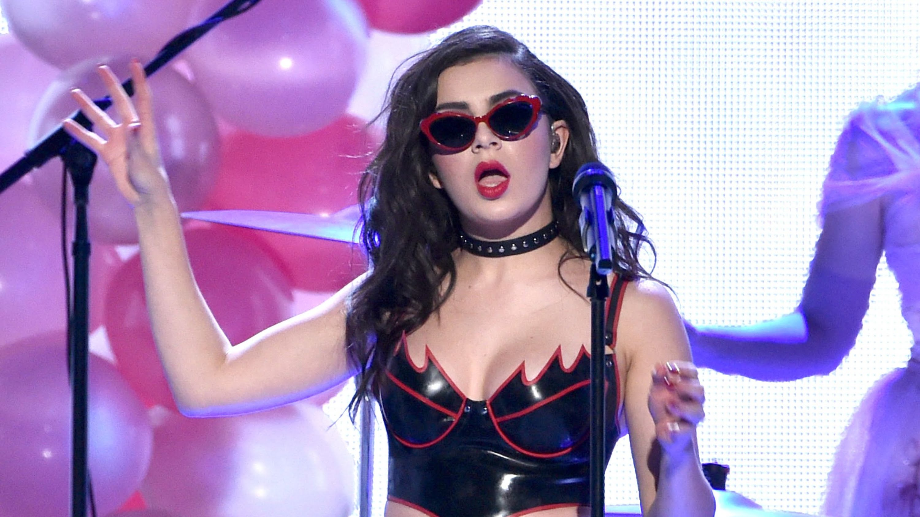 Песня i love it charli xcx. I Love it Charli XCX.