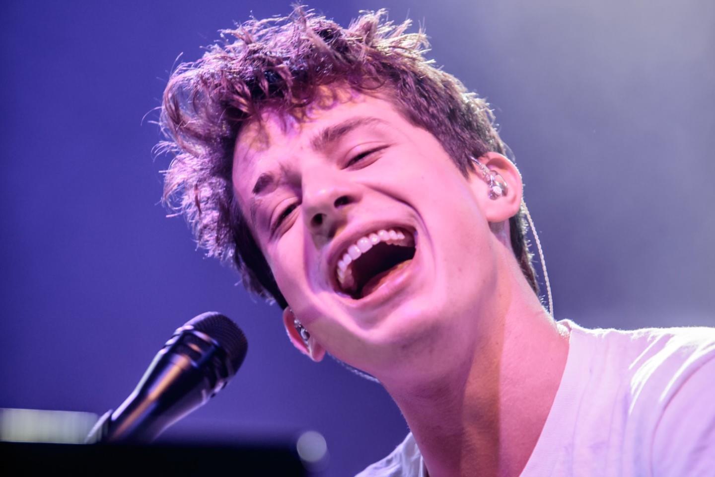 P u t. Charlie Puth 2022.