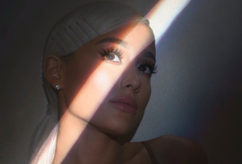 Ariana Grande Libera Parte Da Tracklist Do “sweetener” Vem Conferir Com A Gente Midiorama 